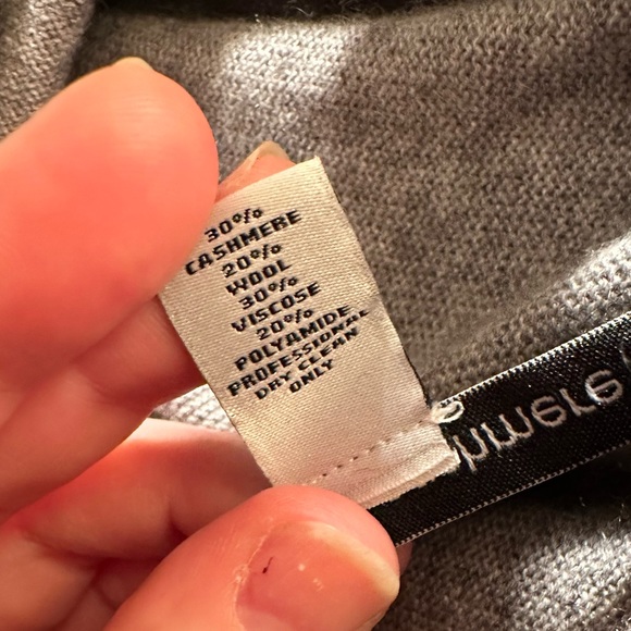 ☃️🏷️ Autumn Cashmere, asymmetrical, zip up cardigan, gray size small, EUC - Picture 5 of 5